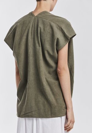 Miranda Bennett Everyday Top Miranda Bennett Everyday Top