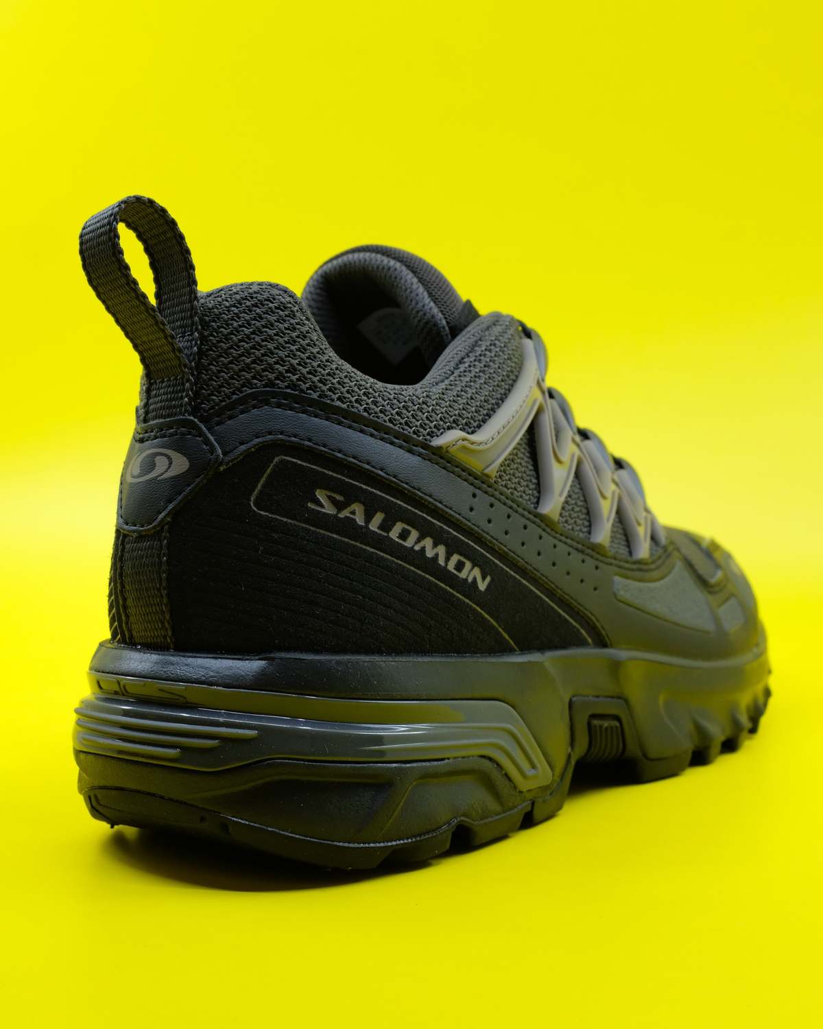 SALOMON ACS Seasonal Sneakers - Asphalt/Black/Falcon