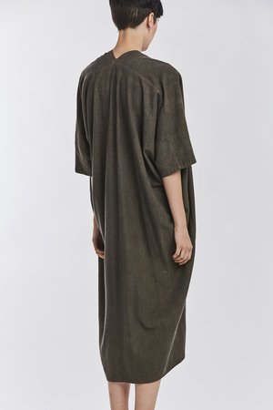 Studio Sale: Muse Dress, Oversized, Silk Noil in Coal Studio Sale: Muse Dress, Oversized, Silk Noil in Coal