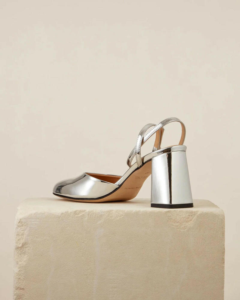 Dear Frances Harlow Pump - Silver | Garmentory