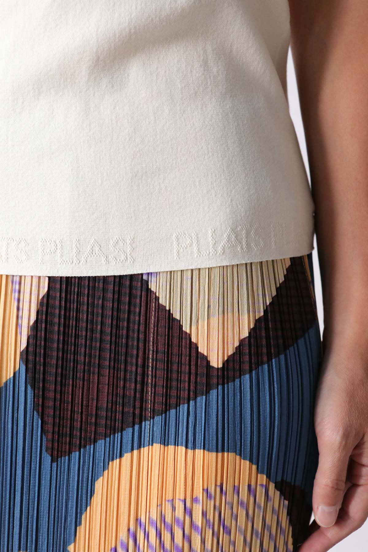 Pleats Please by Issey Miyake Meteorite Skirt | Garmentory display picture 1