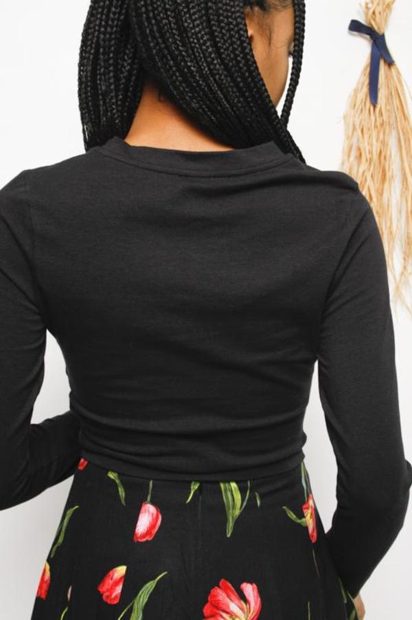 Lush Venus Cropped Long Sleeve Top Lush Venus Cropped Long Sleeve Top