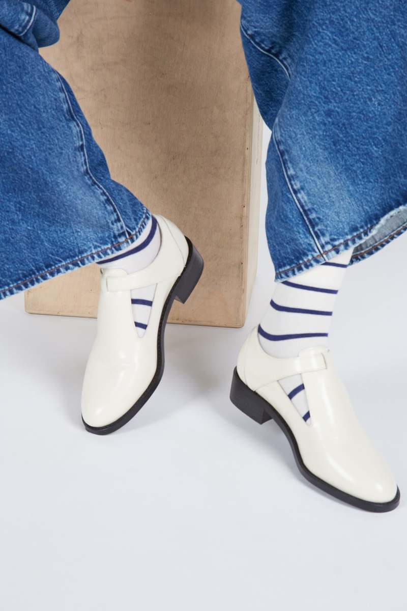 "INTENTIONALLY __________." FRANKIE MARY JANE - Black/Cream