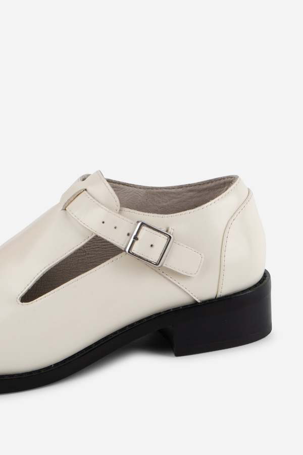 "INTENTIONALLY __________." FRANKIE MARY JANE - Black/Cream