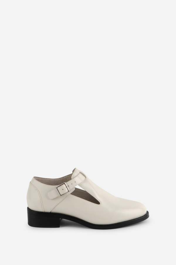 "INTENTIONALLY __________." FRANKIE MARY JANE - Black/Cream