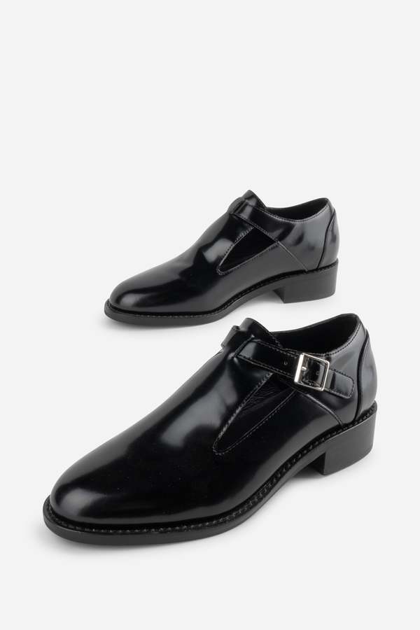 "INTENTIONALLY __________." FRANKIE MARY JANE - Black/Cream