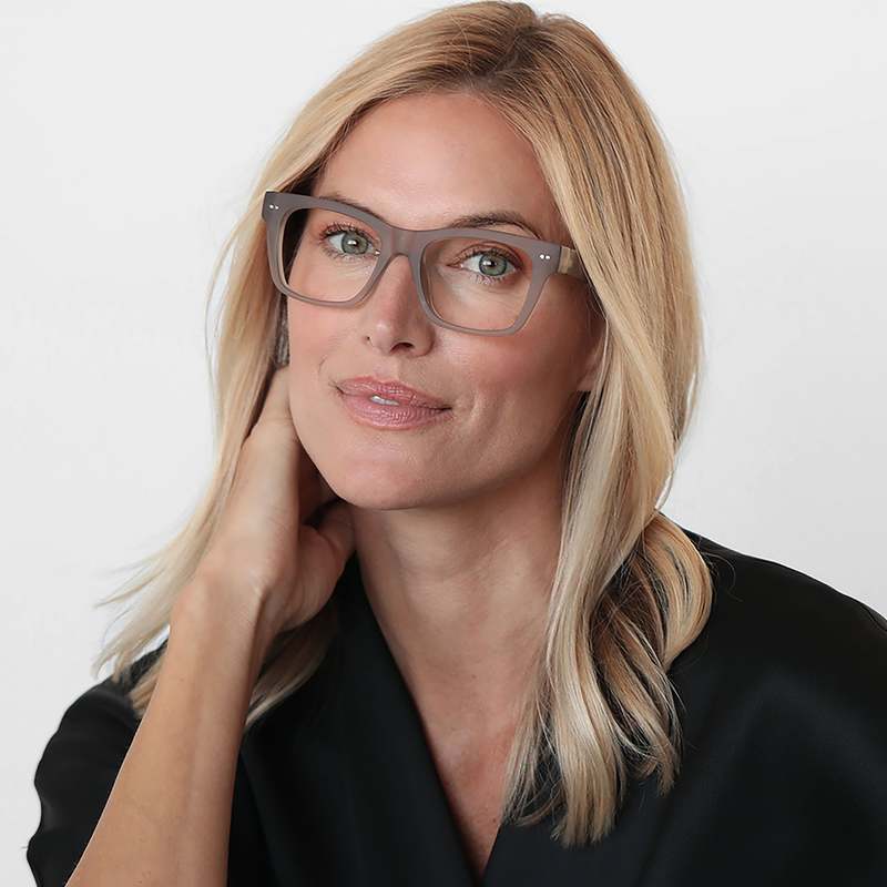 CLEMENTINE'S Cosmo Readers