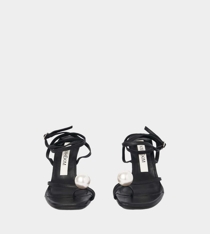 ☆PEARL TOE PLATFORM SANDALS /KIMHEKIM☆ Pearl Toe Platform Sandals (Black) - KIMHĒKIM