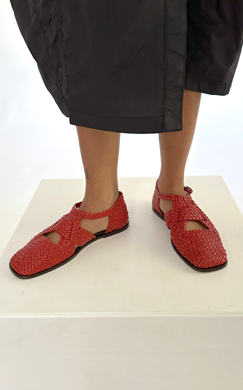 【HEREU】Serra woven-leather sandals SERRA - Woven T-Bar Sandal – Hereu Studio