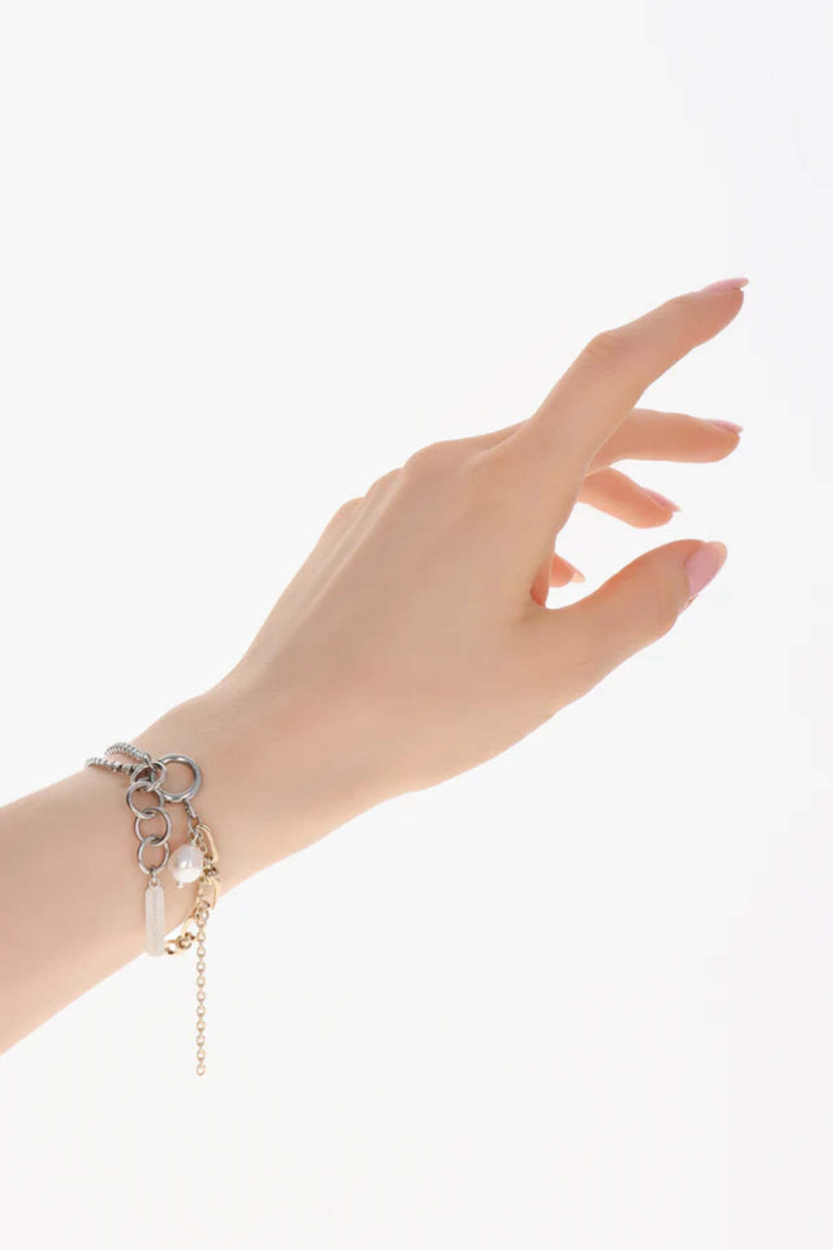 Justine Clenquet Holly Pearl Bracelet - Metallic - Image 2 of 2