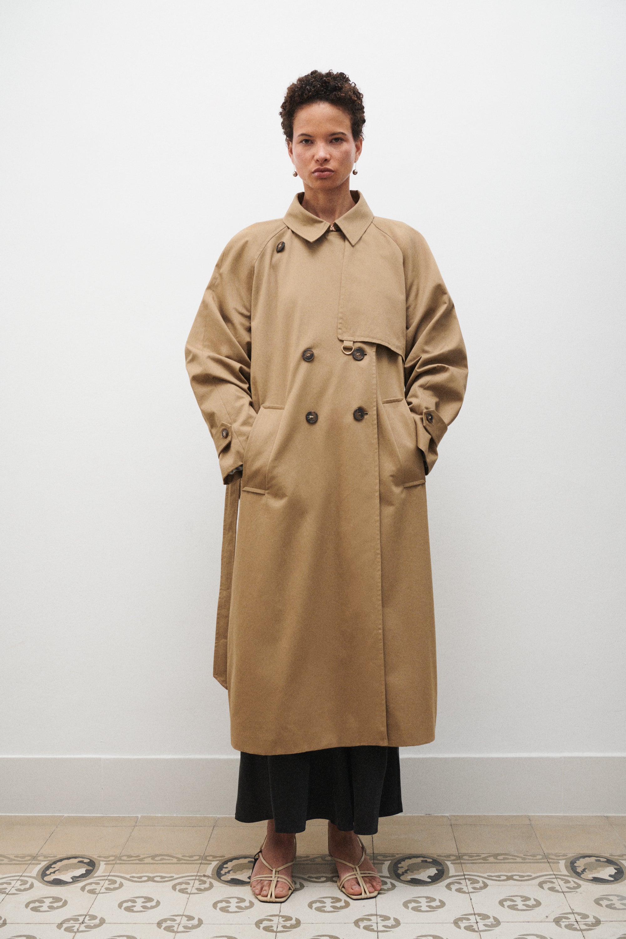 Silk Laundry THE ITALIAN TRENCH - TAN | Garmentory