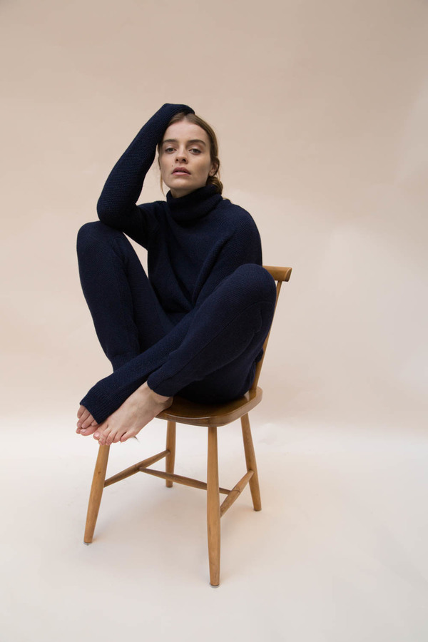 Unisex Hesperios FW18 - August Turtleneck Unisex Hesperios FW18 - August Turtleneck