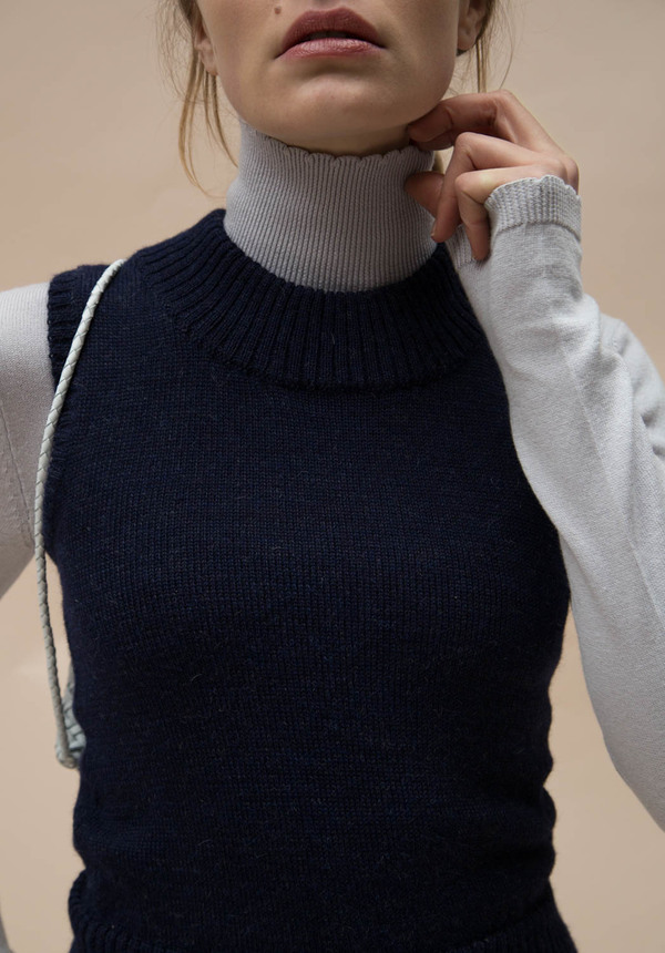 Hesperios FW18 - Lucien Turtleneck Hesperios FW18 - Lucien Turtleneck