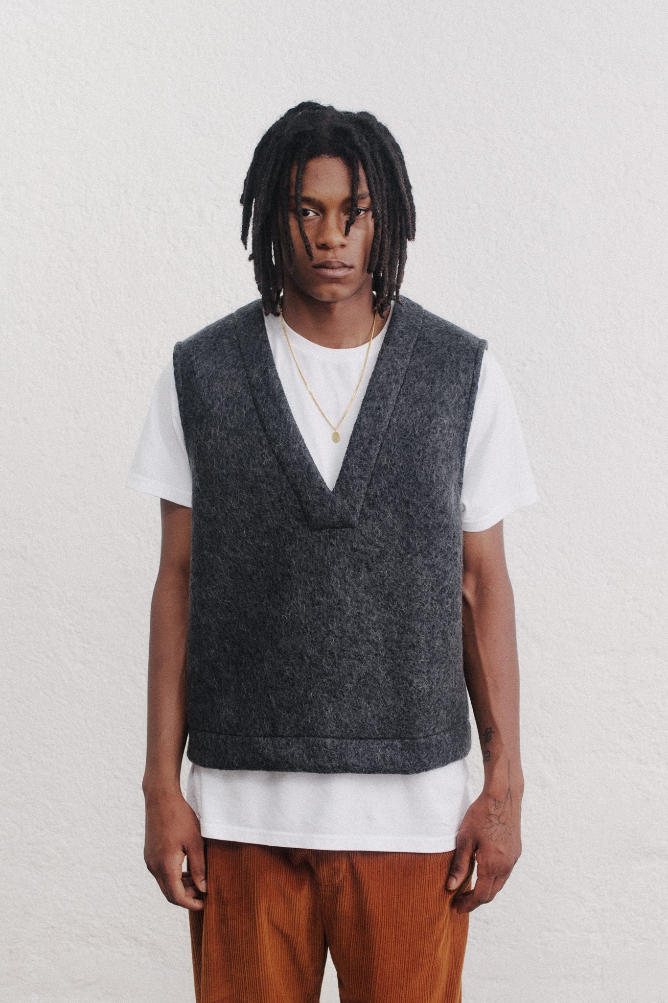 A Kind of Guise Ayavi Boiled Mohairy Vest - Grey | Garmentory