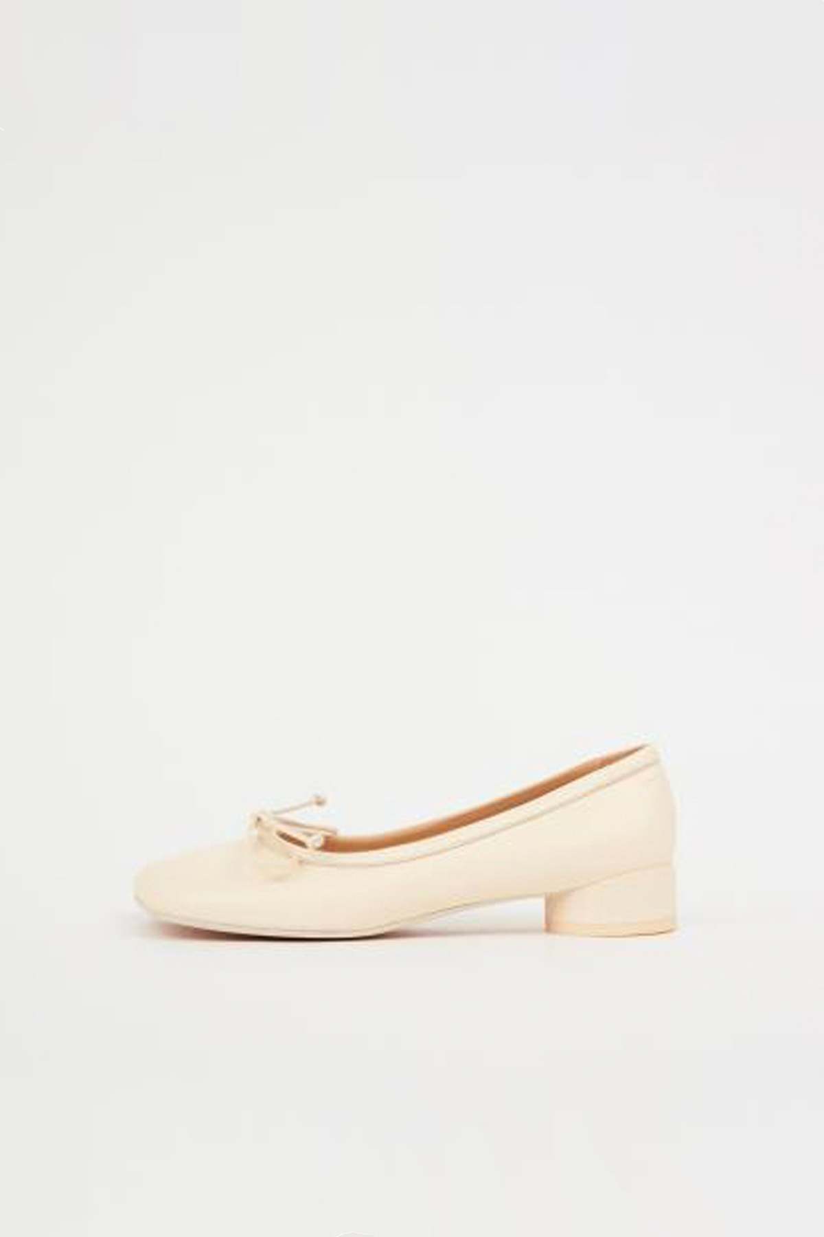【値下げ】MM6 Ballerina Cream 35 パンプス 値下げ】MM6 Ballerina Cream 35 パンプス MM6 Maison Margiela