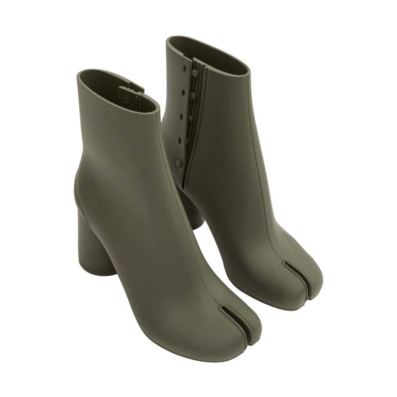 Maison Margiela Tabi Rubber Ankle Boot - Green | Garmentory display picture 2