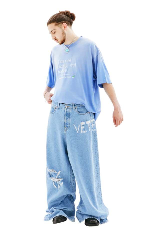 Vetements Logo Destroyed Baggy Jeans - Light Blue | Garmentory