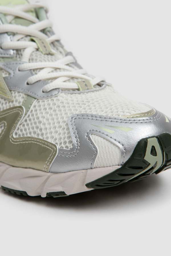 Mizuno Wave Rider 10 shoes - Snow White/White Jade/Desert