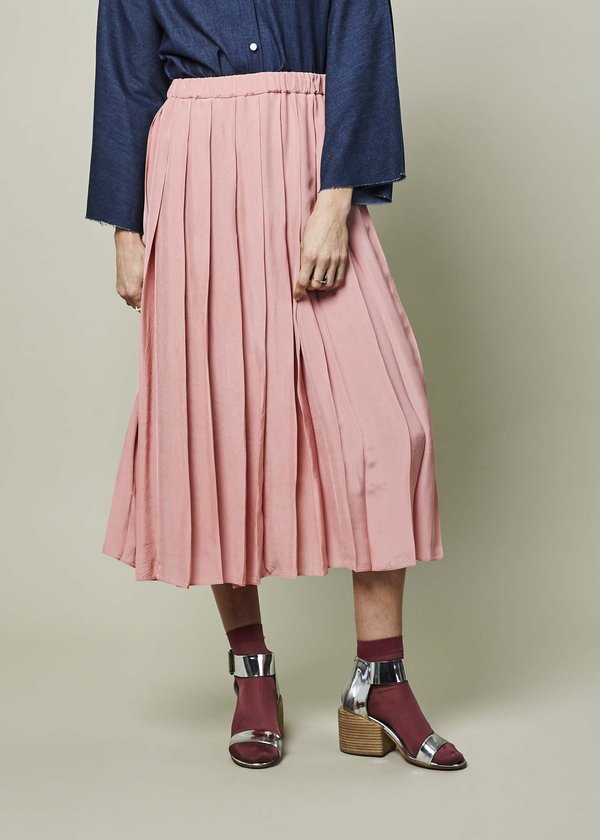 Sara Lanzi Viscose Pleated Skirt - Pink Sara Lanzi Viscose Pleated Skirt - Pink