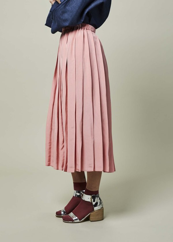 Sara Lanzi Viscose Pleated Skirt - Pink Sara Lanzi Viscose Pleated Skirt - Pink