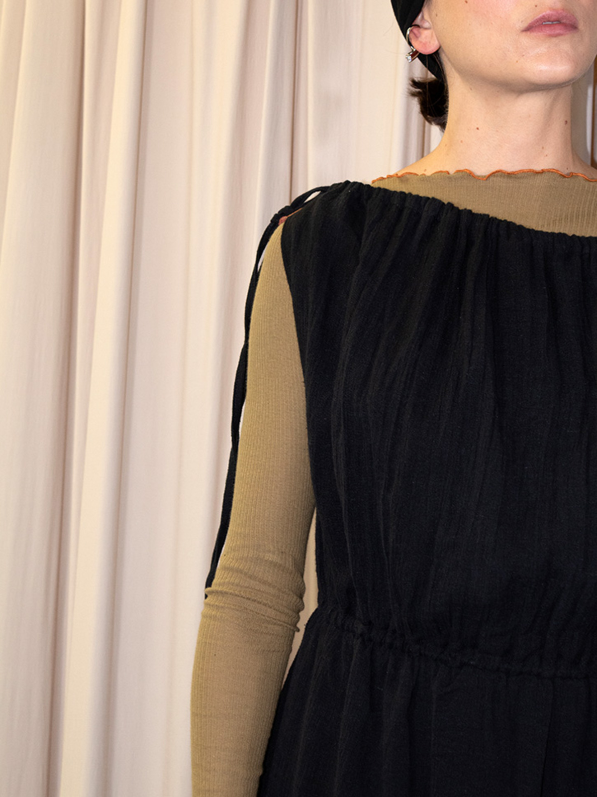 base range(ベースレンジ) Diph Dress Black Baserange Diph Dress - Black | Garmentory