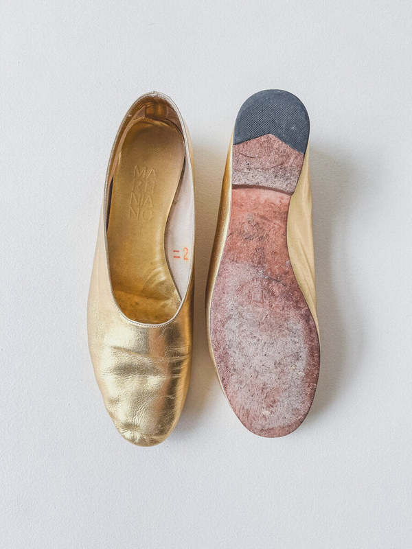 Martiniano Glove Flat - Gold | Garmentory
