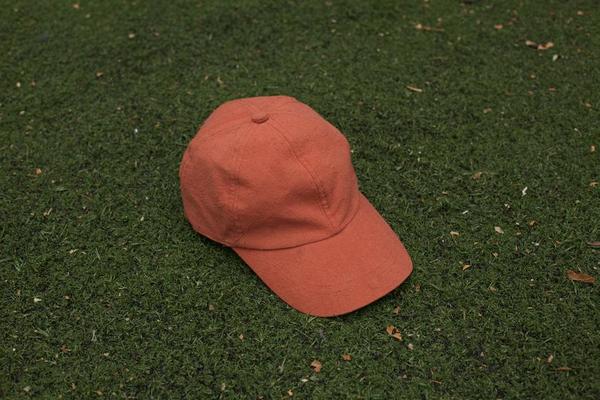 Colorant natural dyed fitted Cap 100% raw silk terracotta Colorant natural dyed fitted Cap 100% raw silk terracotta