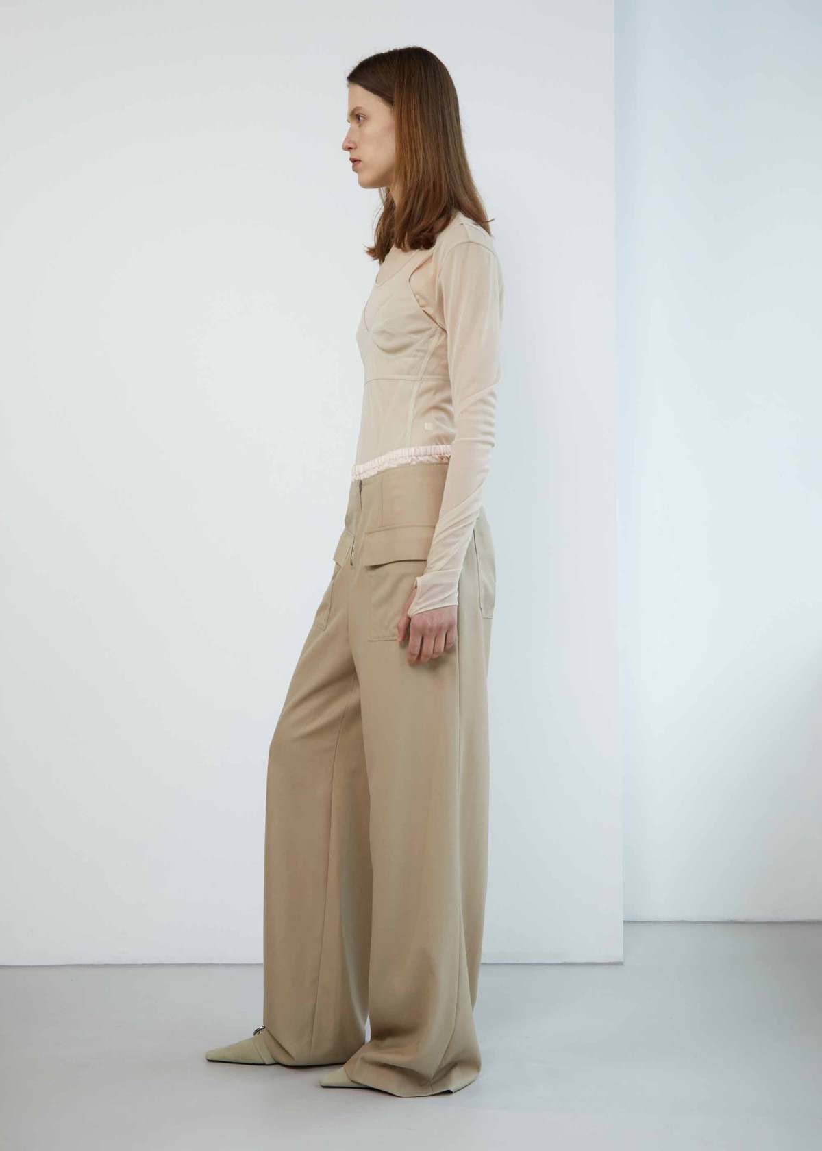 [LOW CLASSIC] / ☆ 24FW WIDE WAISTBAND PANTS / LIGHT BEIGE LOW CLASSIC SS24 4 Pocket Wide Trousers - Sand | Garmentory