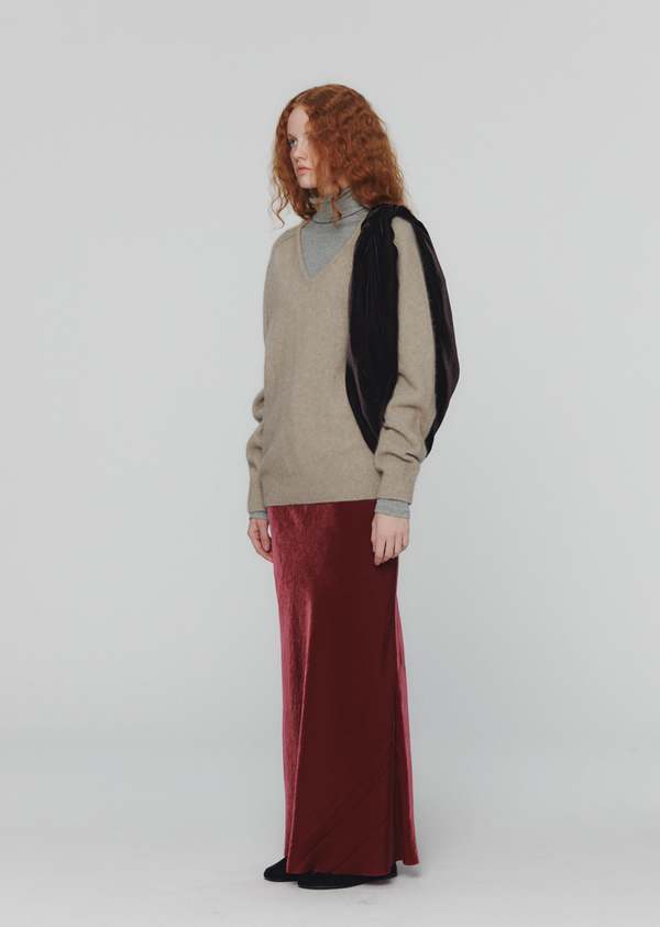 Amomento Racoon V Neck Knit - Beige | Garmentory