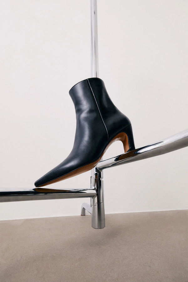 Flattered Xena Leather Boot - black