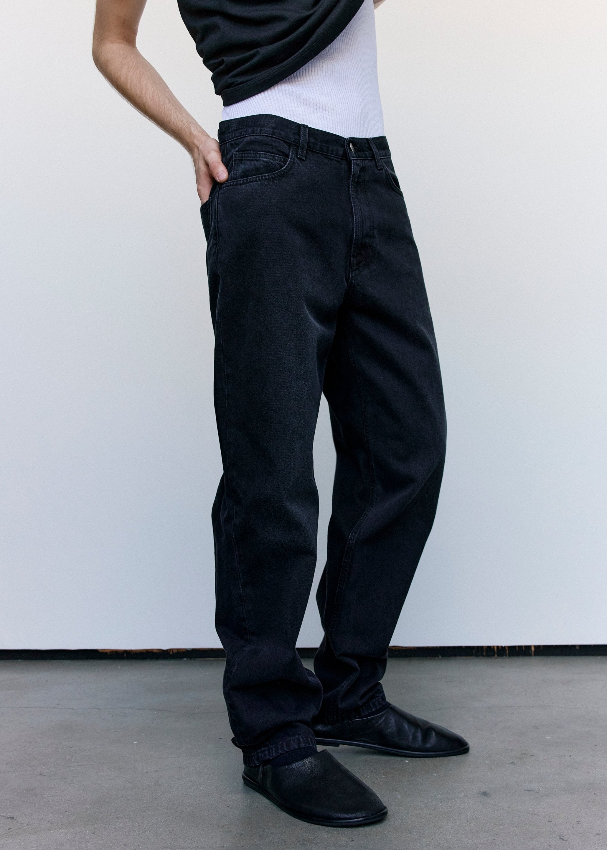 The Row Elordi Jean - Black Denim | Garmentory