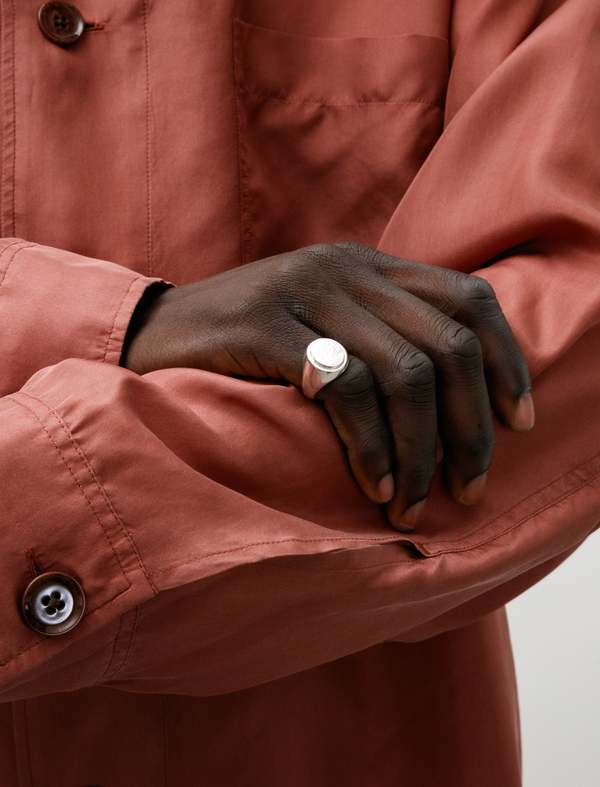 Bunney Mens Oval Signet Hammered Ring - Silver | Garmentory