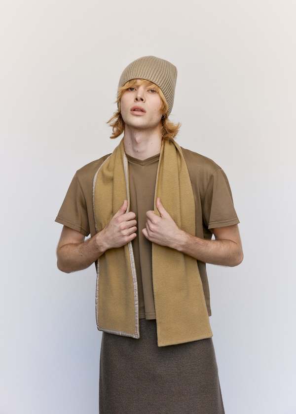Rier Yuta Natural Fleece Wool Blanket Scarf | Garmentory