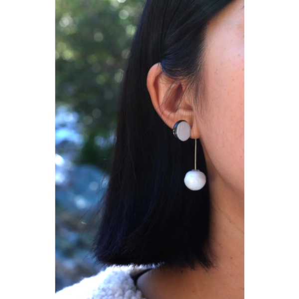 Jujumade Pearl Stand Earring Jujumade Pearl Stand Earring