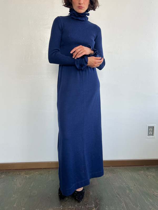 Geo Kelly/Navy Ruffle V Neck Dress