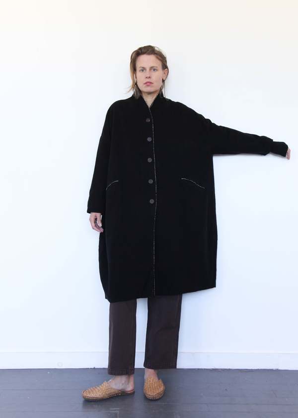 H+ HANNO WESSEL コート黒 H+ Hannoh Wessel Milena Coat - Black | Garmentory