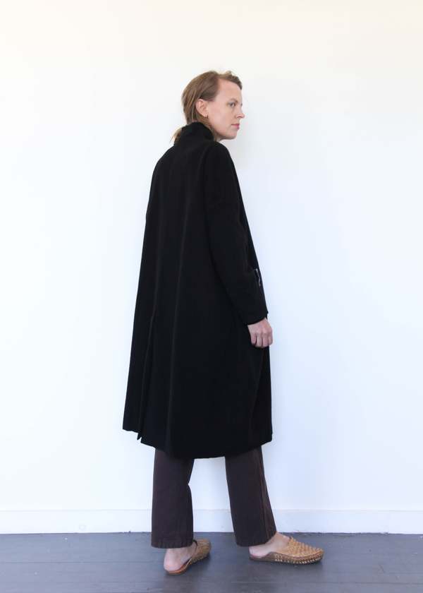 H+ HANNO WESSEL コート黒 H+ Hannoh Wessel Milena Coat - Black | Garmentory
