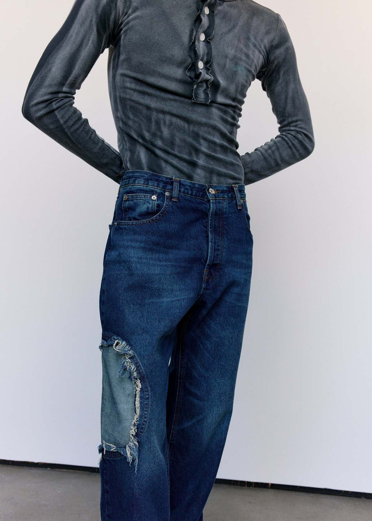 Edward Cuming Circle Window Jean - Mid Blue Wash Denim