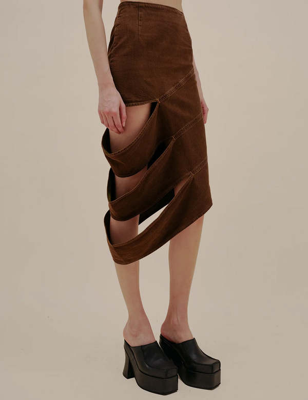 【関税込み】Eckhaus Latta ブラック Flip ミディアムスカート Eckhaus Latta Black Faux-Leather Mini Skirt | Garmentory