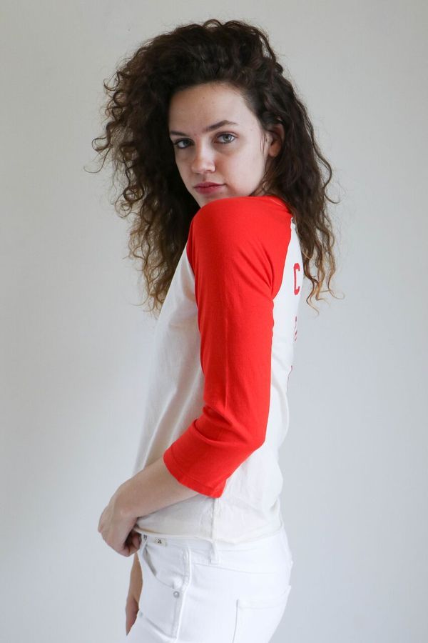 Amo Raglan Tee in Catch the Fun Amo Raglan Tee in Catch the Fun