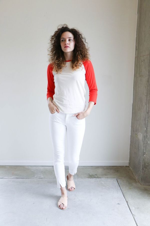 Amo Raglan Tee in Catch the Fun Amo Raglan Tee in Catch the Fun