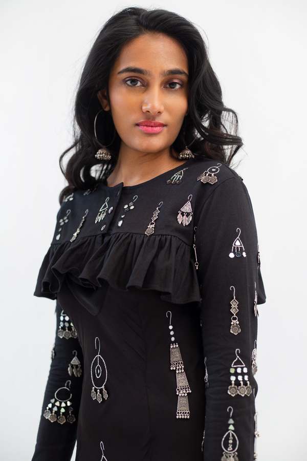 Abacaxi Earrings Ruffle Cardigan Shrug Abacaxi Earrings Ruffle Cardigan Shrug