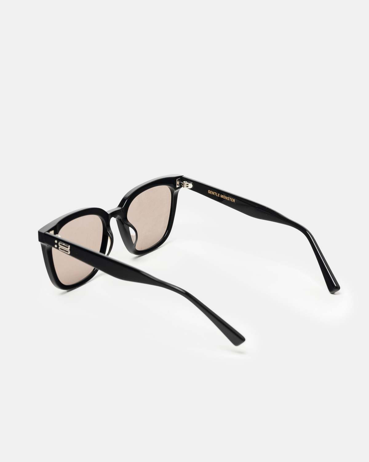 Gentle Monster TAM frame - Black | Garmentory