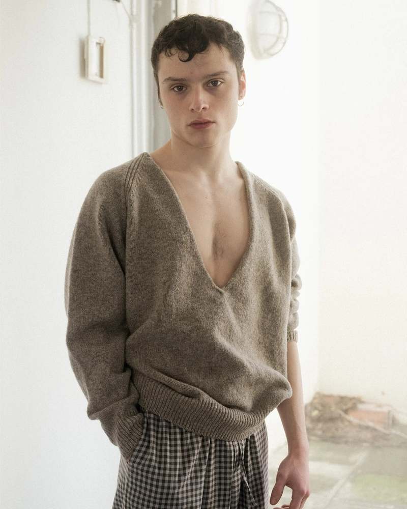 トップス baserange Soar V Neck Soar V Neck in Assortment | Recycled cashmere | en | Baserange