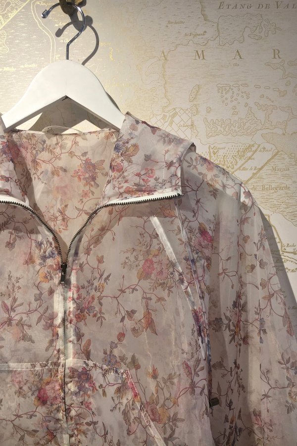 Ulla Johnson Runway Floral Crop 'Quinn' Rain Jacket with Balloon Sleeve Ulla Johnson Runway Floral Crop 'Quinn' Rain Jacket with Balloon Sleeve