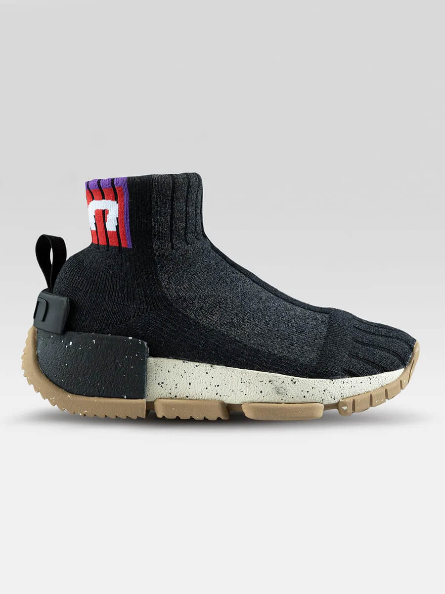 UYN SPORTS Urquiola Urban Shoes - Anthracite | Garmentory