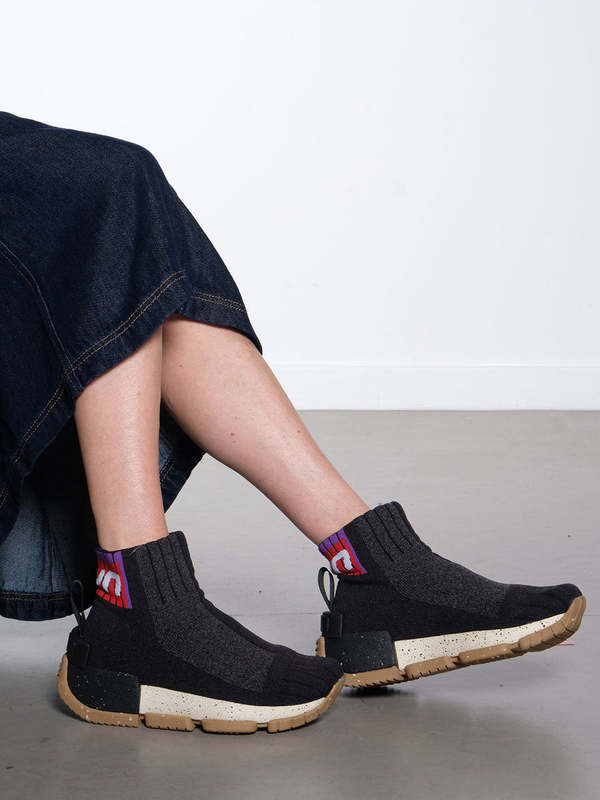 UYN SPORTS Urquiola Urban Shoes - Anthracite | Garmentory