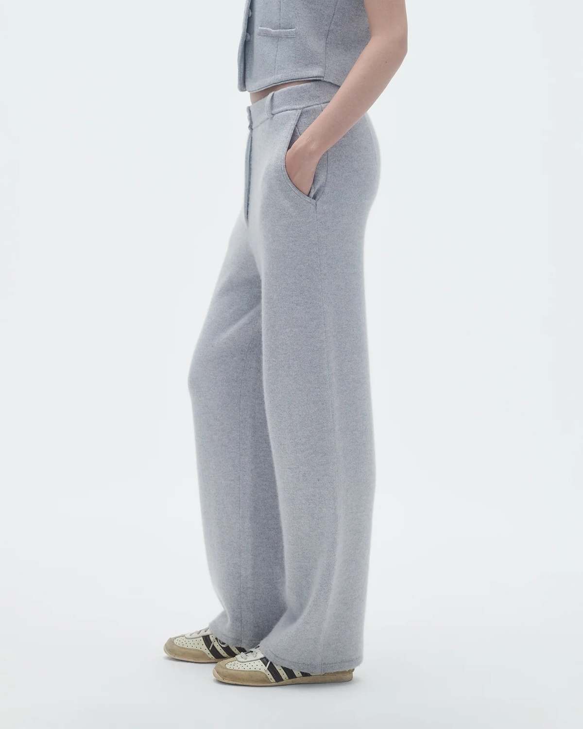 パンツ GUEST IN RESIDENCE TAILROED CASHMERE TROUSER (W10211JL BLK) Everywear Pant - Black – Guest In Residence