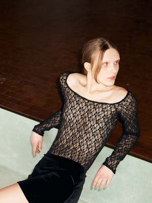 Simone Wild Lace Body Swan - Black | Garmentory