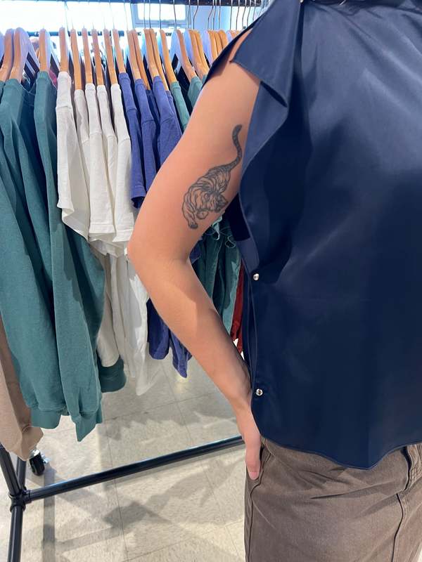 Baserange Clavo Top - Navy | Garmentory